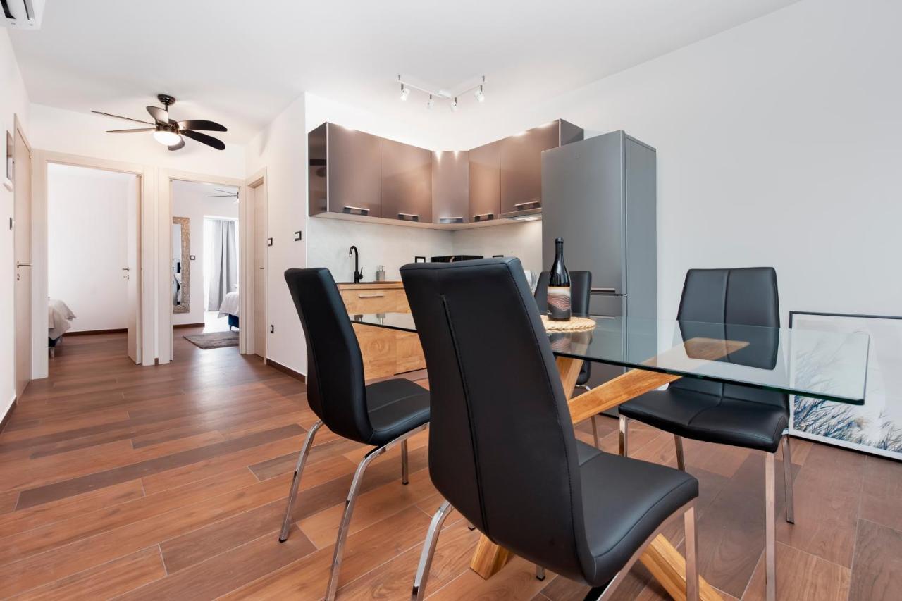 Apartments Sanja-New Renovated Rovinj Exterior photo