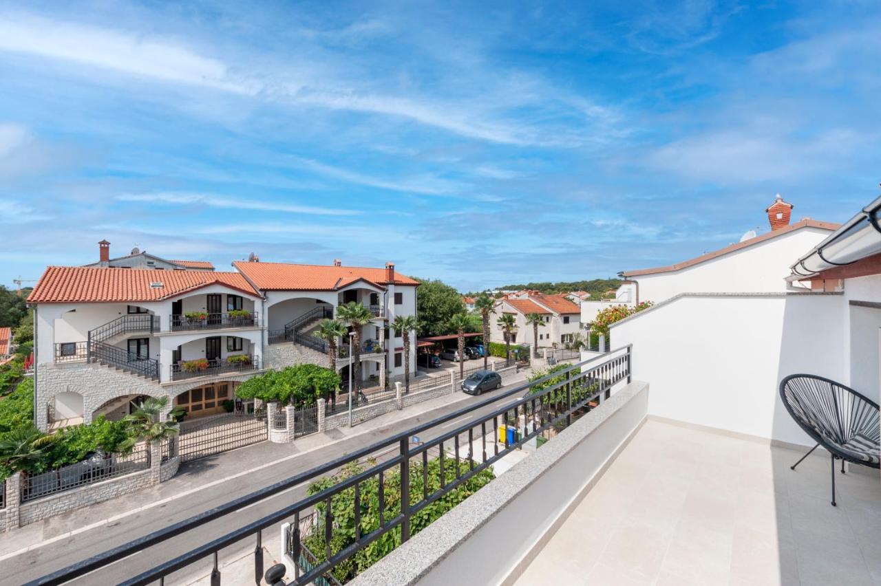 Apartments Sanja-New Renovated Rovinj Exterior photo