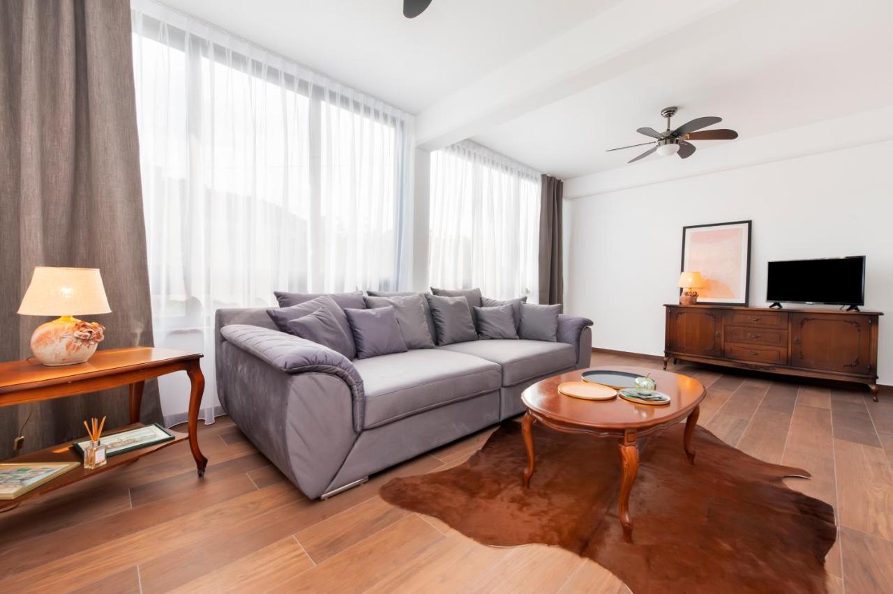 Apartments Sanja-New Renovated Rovinj Exterior photo