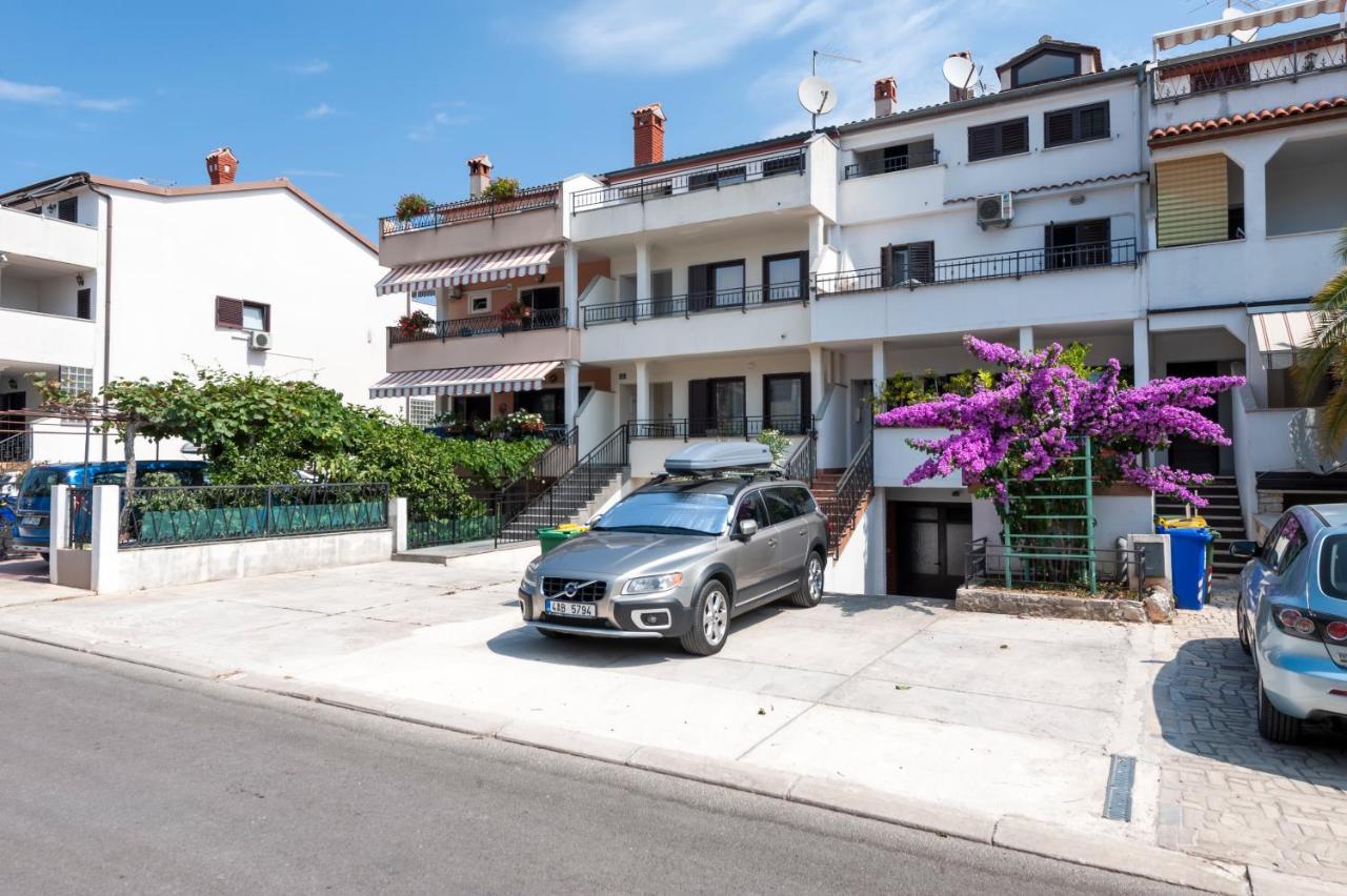 Apartments Sanja-New Renovated Rovinj Exterior photo
